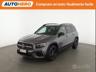 Usata Mercedes GLB200 150 CV (110 kW) 2024 Grigio SUV