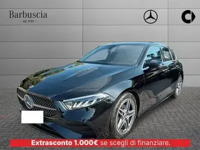 Usata Mercedes A200 Premium 150 CV (110 kW) 2023 Nero Utilitaria