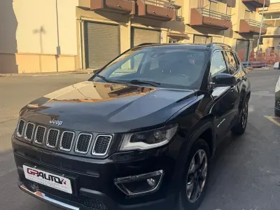 Usata Jeep Compass Limited 120 CV (88 kW) 2020 Nero SUV