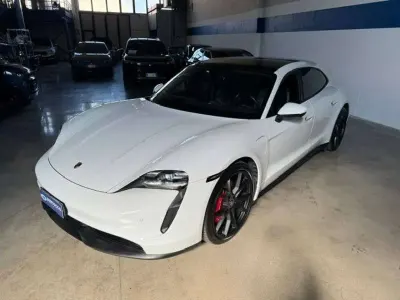Usata Porsche Taycan Cross Turismo 139 kW (190 CV) 2023 Bianco Station wagon