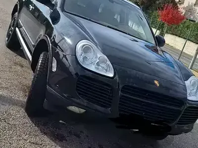 Usado Porsche Cayenne 250 CV (183 kW) 2005 Negro SUV