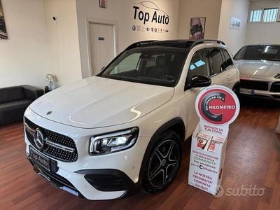Mercedes GLB200
