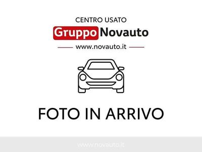 Usata Toyota Yaris Hybrid Active 100 CV (73 kW) 2018 Argento Berlina