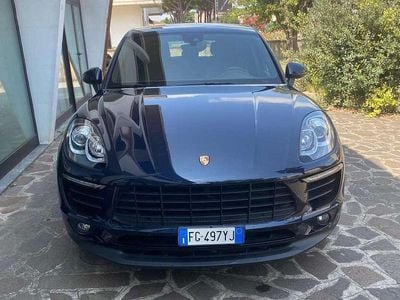 Usata Porsche Macan 252 CV (185 kW) 2018 Blu/azzurro SUV