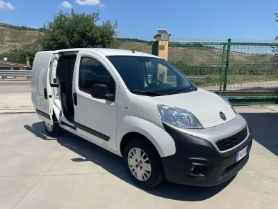 Usata Fiat Fiorino 80 CV (58 kW) 2017 Bianco Monovolume