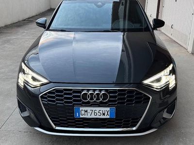 Usado Audi A3 2023 Gris Berlina