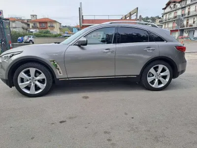 Usata Infiniti QX70 Premium 238 CV (175 kW) 2011 Bronzo SUV