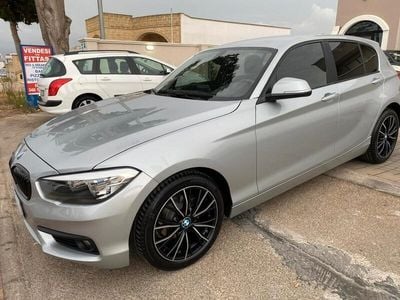 Usata BMW 116 Sport Line 116 CV (85 kW) 2017 Grigio Utilitaria