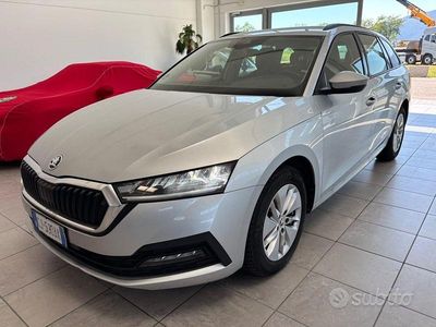 Usata Skoda Octavia Executive 150 CV (110 kW) 2022 Grigio Berlina