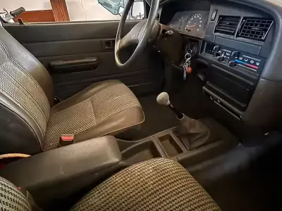 Usata Toyota HiLux 83 CV (61 kW) 1992 Pick-up
