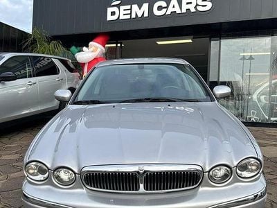 Usata Jaguar X-type Executive 195 CV (143 kW) 2001 Grigio Berlina
