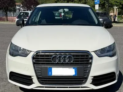 Usata Audi A1 90 CV (66 kW) 2012 Bianco Utilitaria