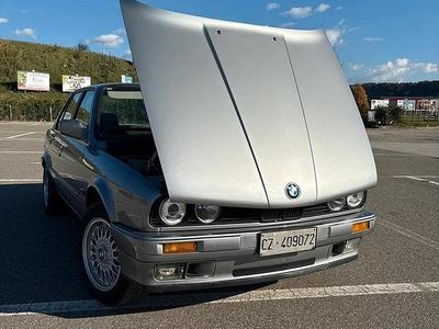 Usata BMW 318 1988 Grigio Berlina