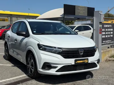 Usata Dacia Sandero Essentiel 66 CV (48 kW) 2022 Bianco Berlina