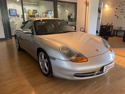 Porsche 911 Carrera