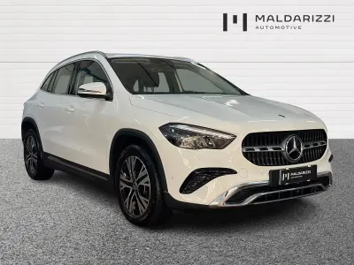 Usata Mercedes GLA180 Advanced 116 CV (85 kW) 2025 Bianco SUV