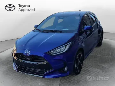 Nuova Toyota Yaris Lounge 130 CV (95 kW) 2025 Bluazzurro Utilitaria