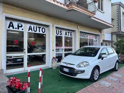 Usata Fiat Punto Evo Dynamic 75 CV (55 kW) 2011 Bianco Utilitaria