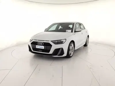 Usata Audi A1 Sportback S-Line 95 CV (69 kW) 2022 Bianco ghiacciaio metallizzato Utilitaria