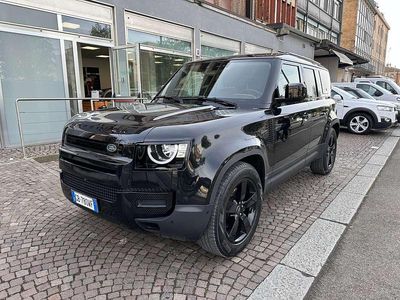 Usata Land Rover Defender 241 CV (177 kW) 2020 Nero perla SUV