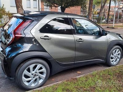 Usata Toyota Aygo X Trend 72 CV (52 kW) 2022 Verde SUV