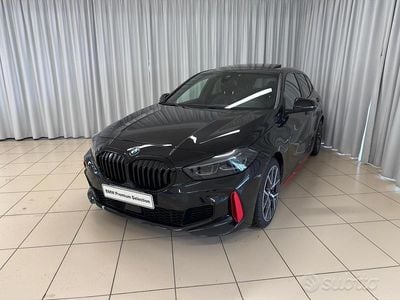 Usata BMW 128 M Sport 265 CV (194 kW) 2022 Black sapphire metallizzato Monovolume