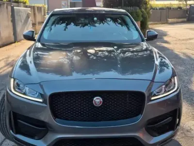 Usata Jaguar F-Pace