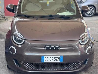 Usata Fiat 500e Icon 86 kW (118 CV) 2021 Marrone Utilitaria