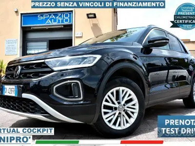 Usata VW T-Roc Style 150 CV (110 kW) 2022 Nero SUV
