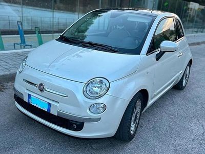 Usata Fiat 500 Lounge 69 CV (50 kW) 2011 Bianco Utilitaria