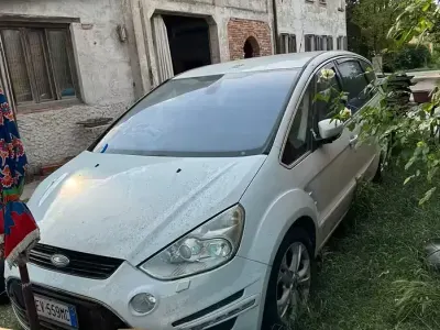 Usata Ford S-MAX S 150 CV (110 kW) 2015 Bianco Monovolume