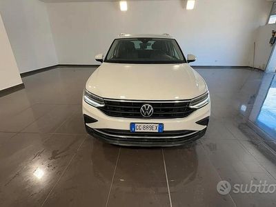 Bianco Usata 2021 VW Tiguan Life SUV | 21.990 € (Super prezzo)