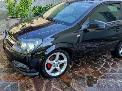 Usata Opel Astra GTC 180 CV (132 kW) 2007 Nero Berlina