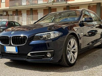 Usata BMW 520 Luxury Line 184 CV (135 kW) 2014 Blu Station wagon