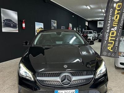 Käytetty Mercedes CLA200 Executive 136 HP (100 kW) 2019 Musta Farmari