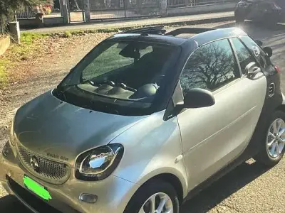 Usata Smart ForTwo Cabrio Passion 41 kW (56 CV) 2017 Argento Cabrio