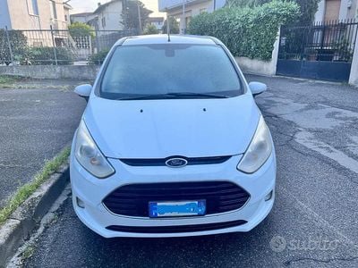 Begagnad Ford B-MAX Titanium 2013 Vit Minibuss