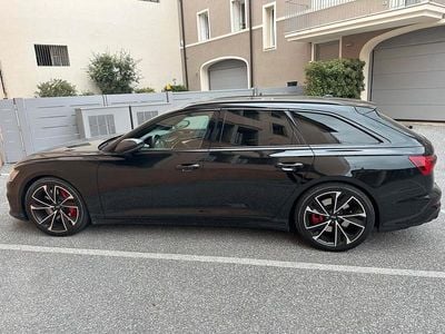 Usata Audi A6 343 CV (252 kW) 2022 Nero Station wagon