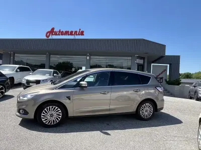 Usata Ford S-MAX Titanium 150 CV (110 kW) 2019 Nero Monovolume