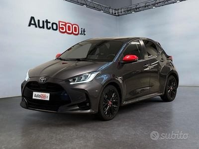 Usata Toyota Yaris Hybrid 92 CV (67 kW) 2021 Grigio Berlina
