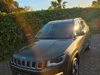 Usata Jeep Compass Limited 120 CV (88 kW) 2018 Verde SUV