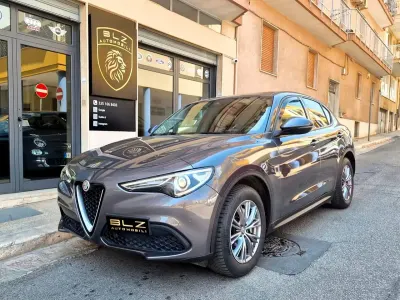 Usata Alfa Romeo Stelvio Ti 190 CV (139 kW) 2021 Grigio SUV