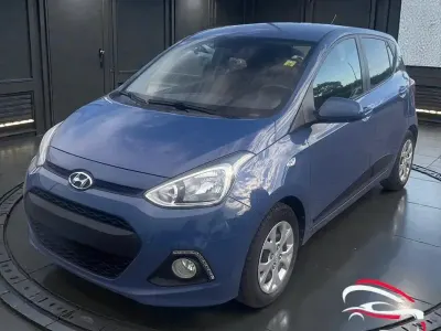 Usata Hyundai i10 Edition 67 CV (49 kW) 2016 Blu/azzurro Utilitaria