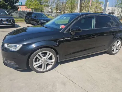Käytetty Audi A3 Admired 110 HP (80 kW) 2015 Musta Sedan