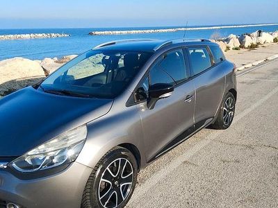 Usata Renault Clio GrandTour 90 CV (66 kW) 2014 Grigio Station wagon