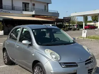Usata Nissan Micra 80 CV (58 kW) 2007 Giallo Berlina