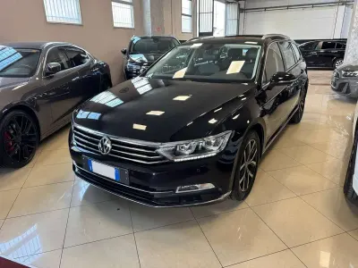 Usata VW Passat Executive 150 CV (110 kW) 2019 Nero Station wagon