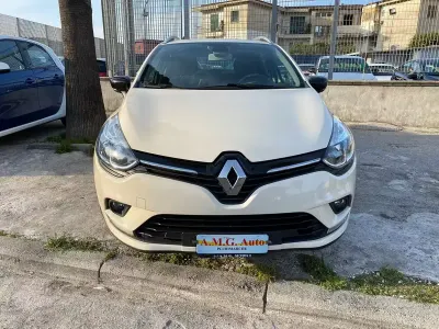 Usata Renault Clio Life 75 CV (55 kW) 2018 Beige Station wagon