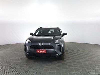 Usata Toyota Yaris Hybrid Trend 92 CV (67 kW) 2025 Grigio