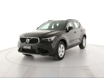 Nuova Volvo XC40 163 CV (119 kW) 2026 Nero SUV